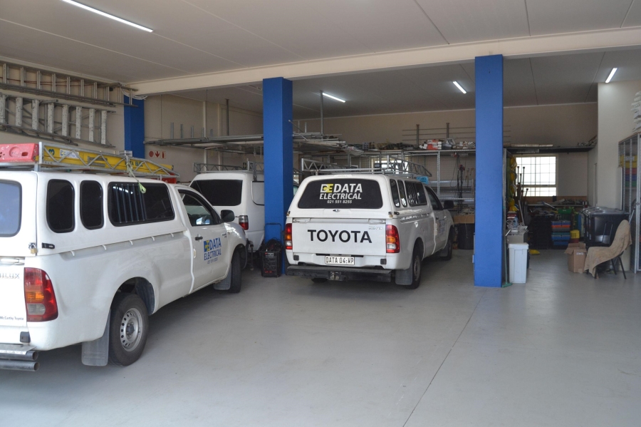 Commercial Property for Sale in Killarney Gardens Western Cape